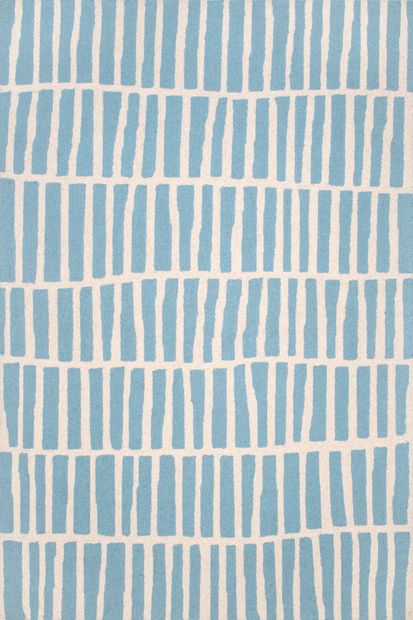 handtufted shifted lines