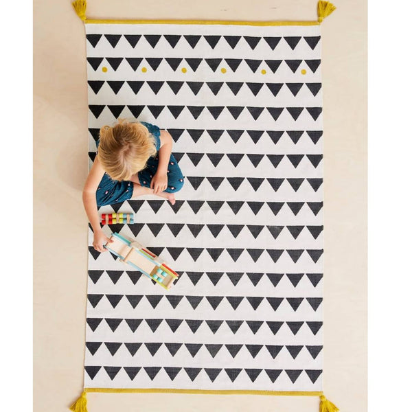 triangles kilim