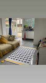 triangles kilim