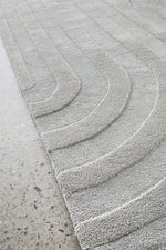 wavy grey handtufted
